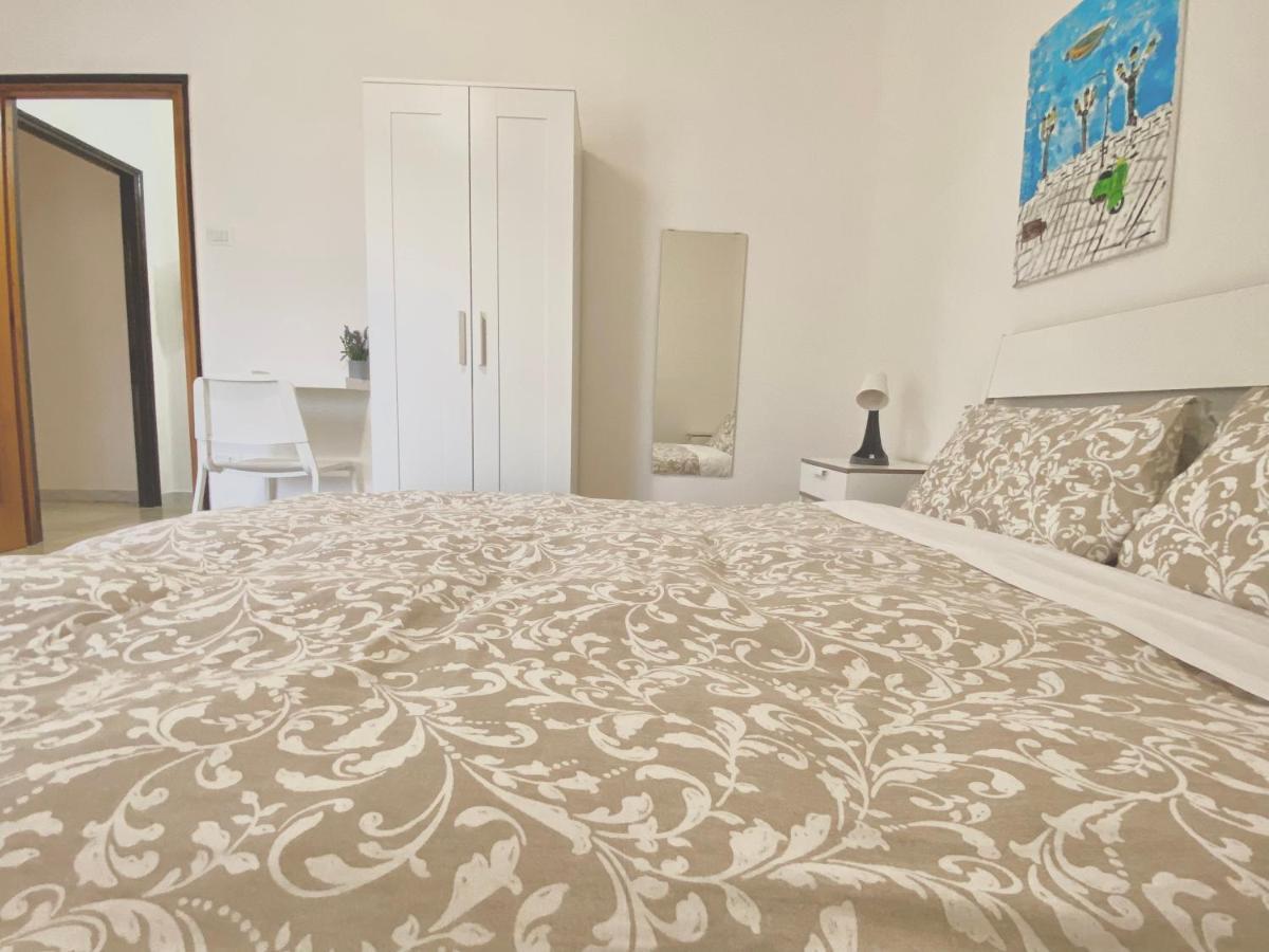 Guest House Service - Express Airport Apartment Modugno Ngoại thất bức ảnh